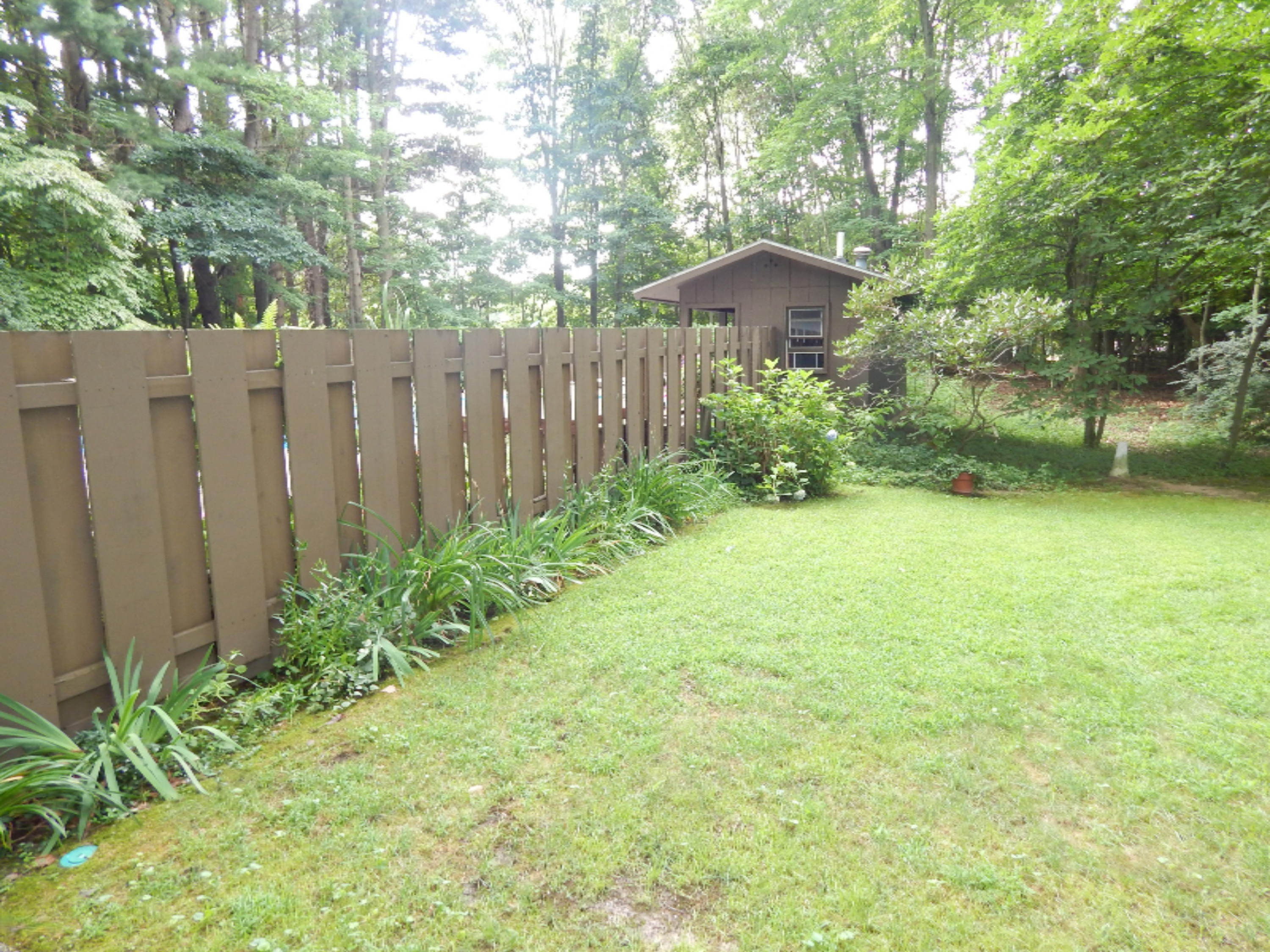207 Country Club Road Whitehall, MI 49461 - Photo 28 of 41 DSCN1876