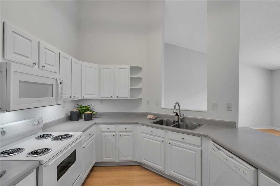 111 Wexford Drive, Unit 303 Anderson, SC 29621 - Photo 7 of 20