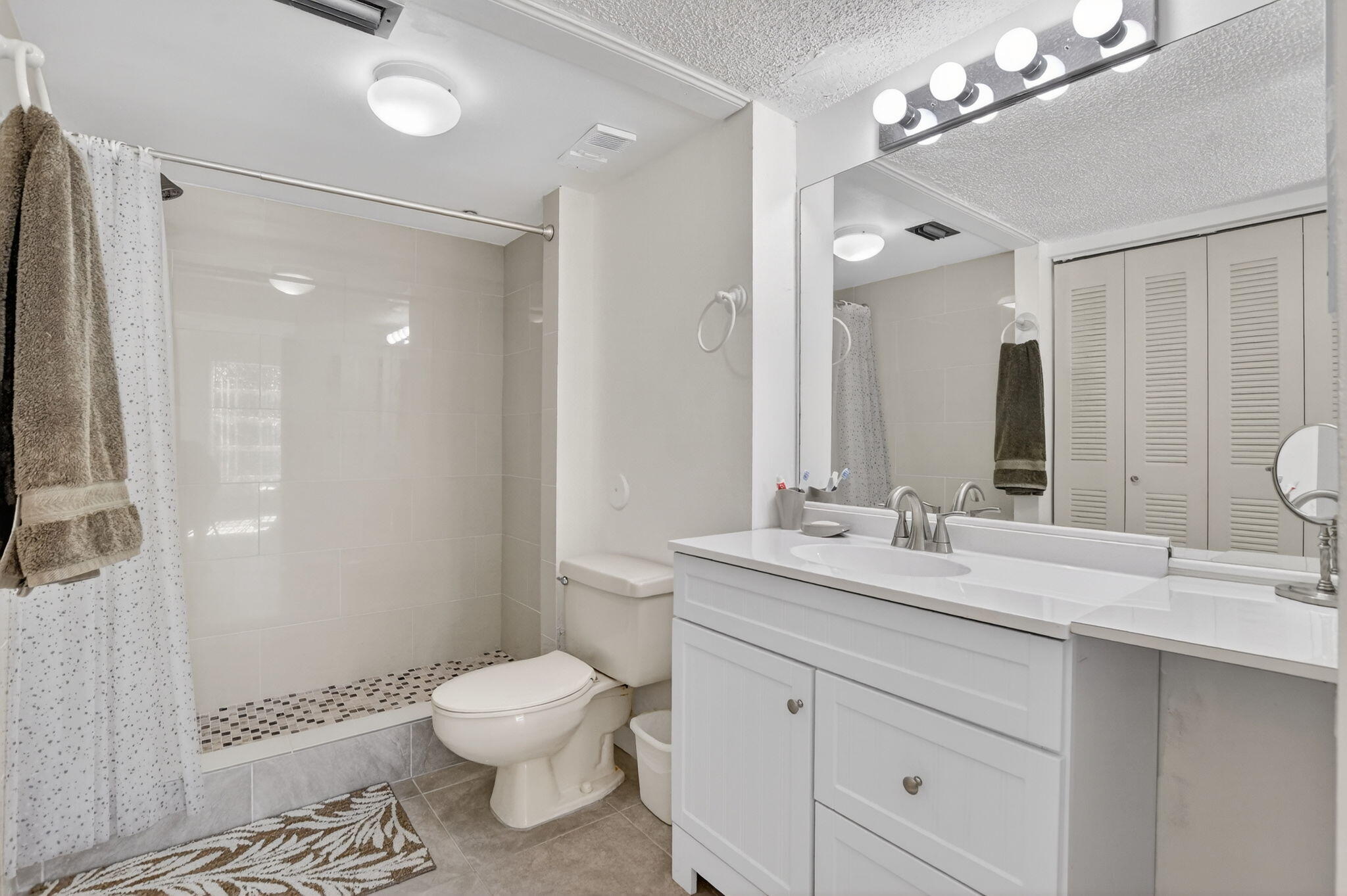 9110 Fairbanks Lane, Unit 5 Boca Raton, FL 33496 - Photo 19 of 41 26-web-or-mls-DSC_7776