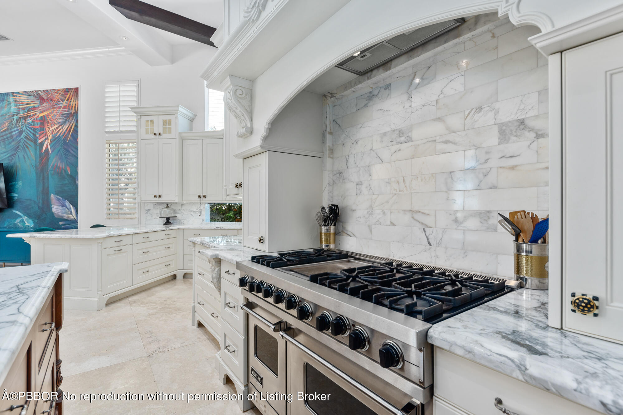 314 West Riverside Drive Jupiter, FL 33469 - Photo 13 of 92 a white stove top oven sitting inside of a kitchen