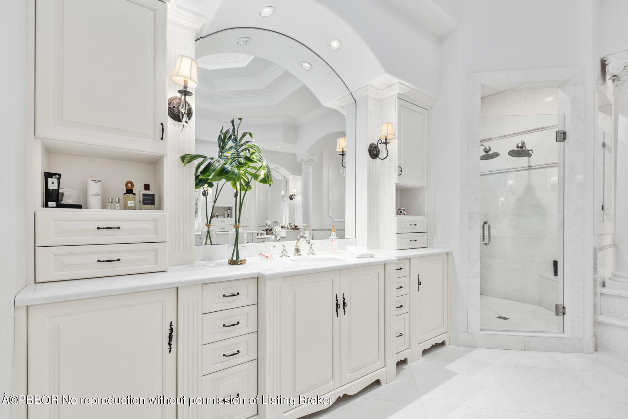 314 West Riverside Drive Jupiter, FL 33469 - Photo 32 of 92 a bathroom with a double vanity sink mirror and