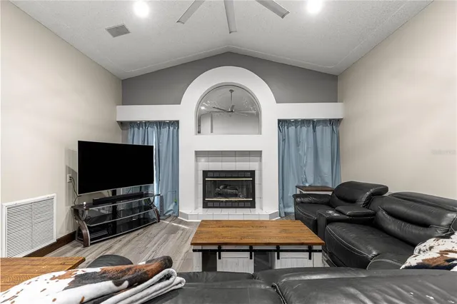 $447,900 | 6900 Hemlock Road, Ocala, FL 34472