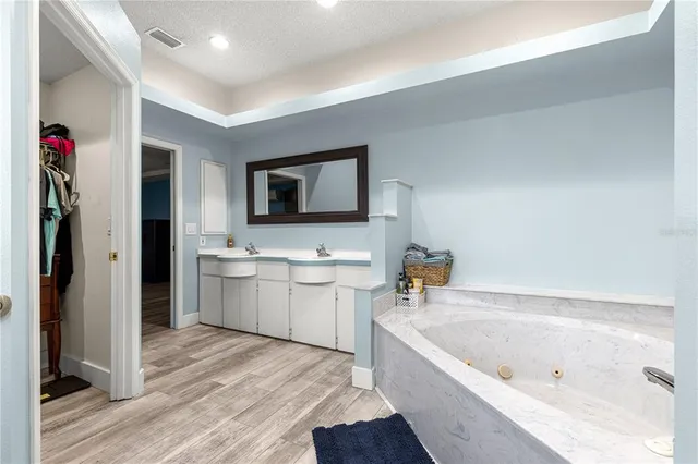 $447,900 | 6900 Hemlock Road, Ocala, FL 34472