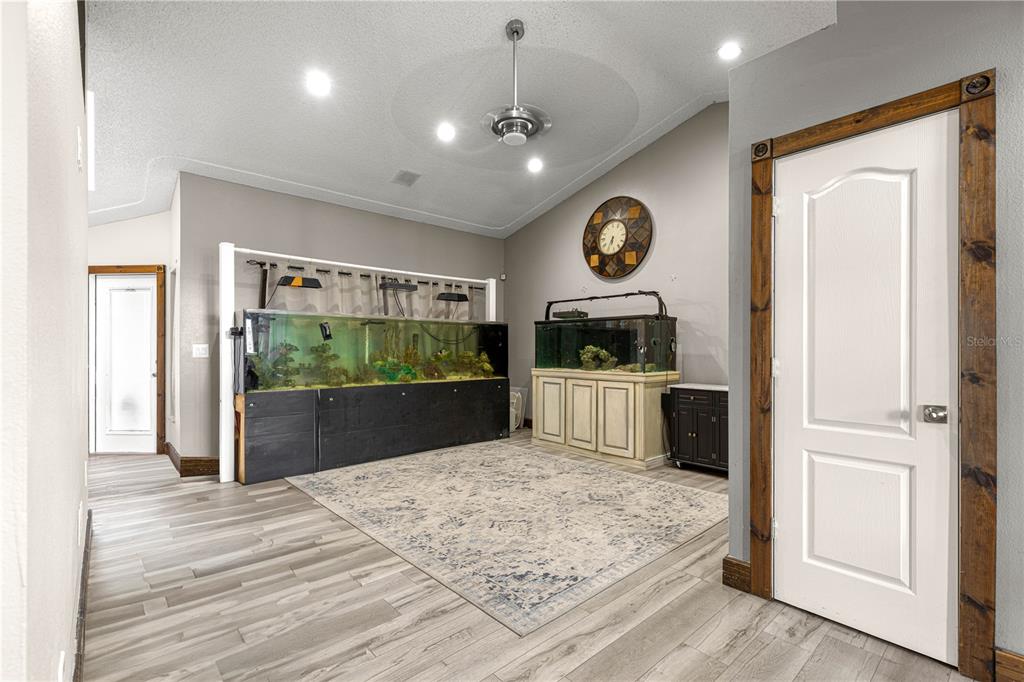 6900 Hemlock Road Ocala, FL 34472 - Photo 4 of 59