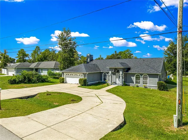 $447,900 | 6900 Hemlock Road, Ocala, FL 34472