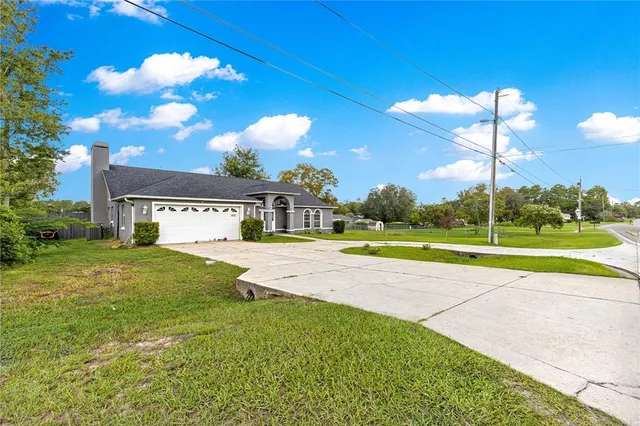 $447,900 | 6900 Hemlock Road, Ocala, FL 34472