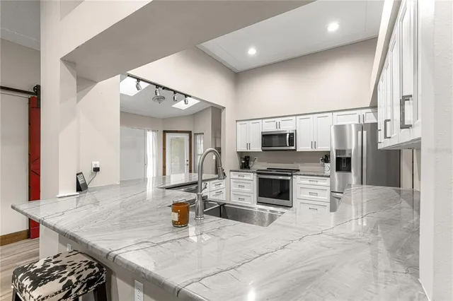 $447,900 | 6900 Hemlock Road, Ocala, FL 34472