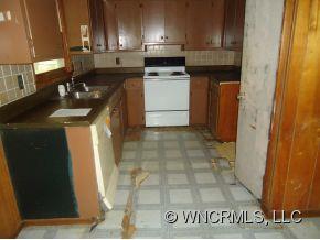 69 Brooks Thomas Road Franklin, NC 28734 - Photo 3 of 6 Gallery Image 3