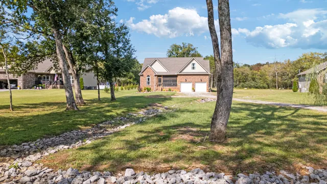 $450,000 | 2264 Blackwell Road, Chapel Hill, TN 37034
