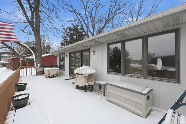 $291,000 | 7560 East 620 South, Wolcottville, IN 46795