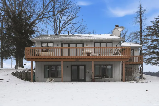 $291,000 | 7560 East 620 South, Wolcottville, IN 46795