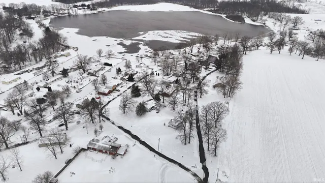 $291,000 | 7560 East 620 South, Wolcottville, IN 46795