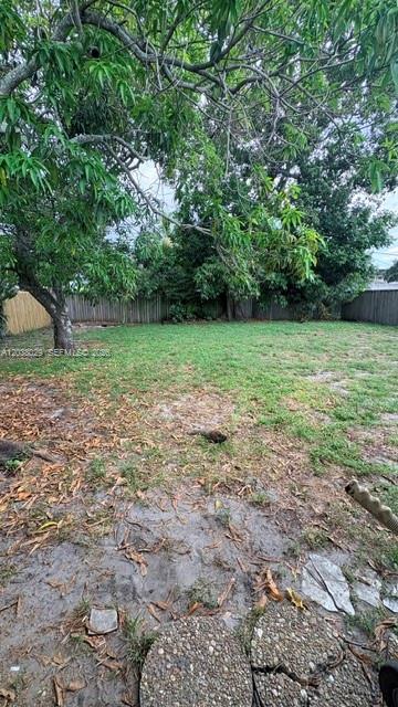 6833 Southwest 20th Street Miramar, FL 33023 - Photo 3 of 15