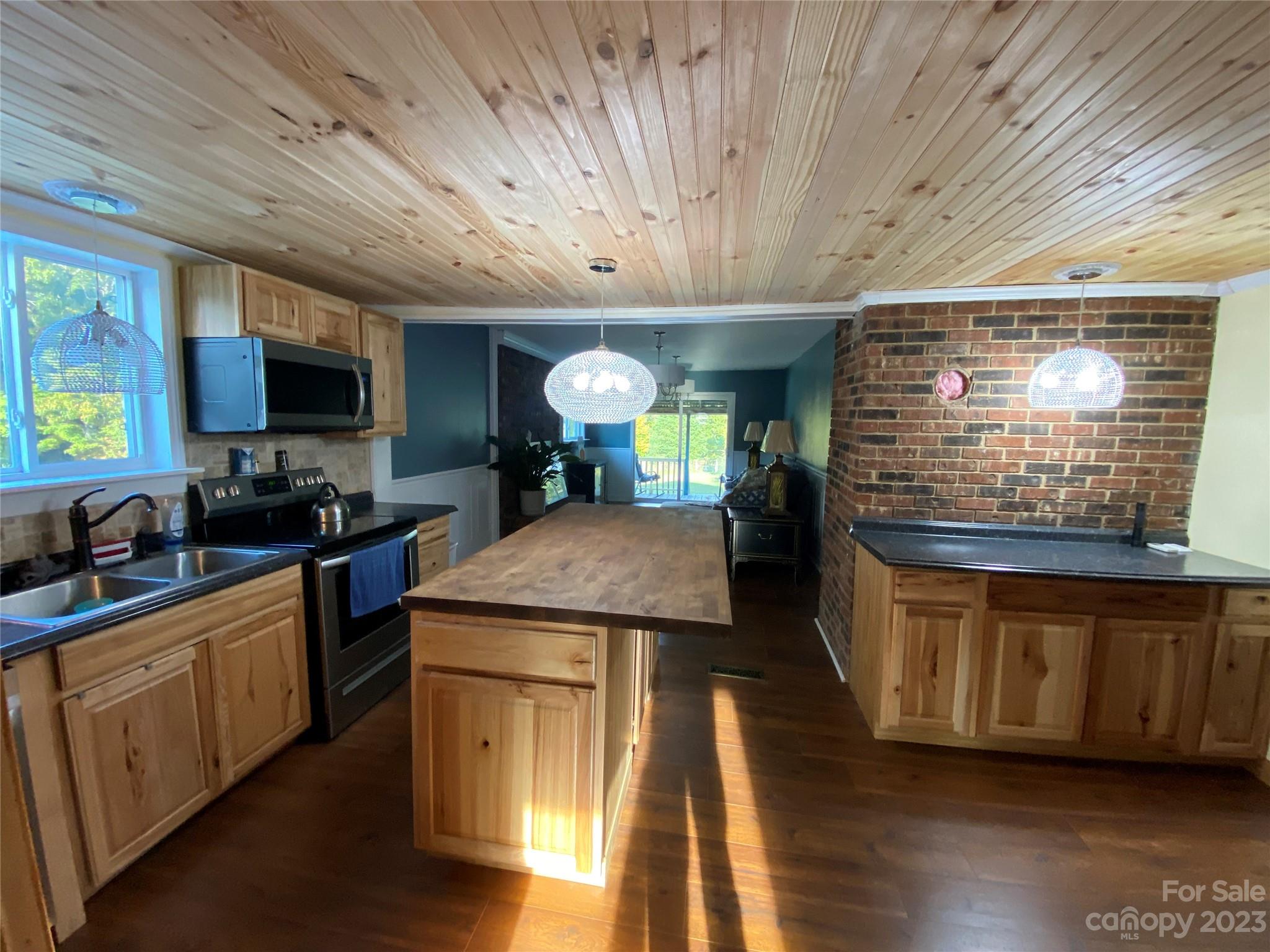 2130 Lail Road Glen Alpine, NC 28655 - Photo 19 of 41 Gallery Image 19