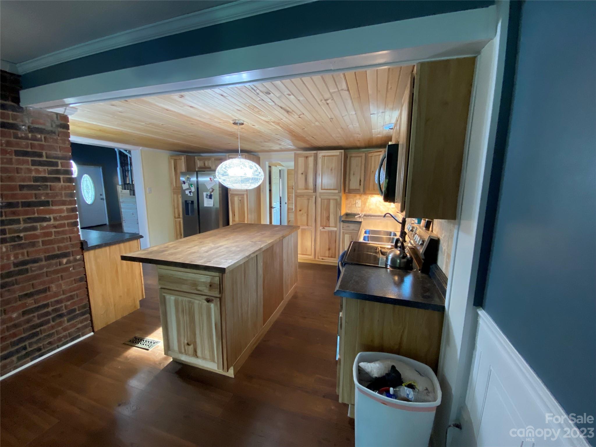 2130 Lail Road Glen Alpine, NC 28655 - Photo 20 of 41 Gallery Image 20
