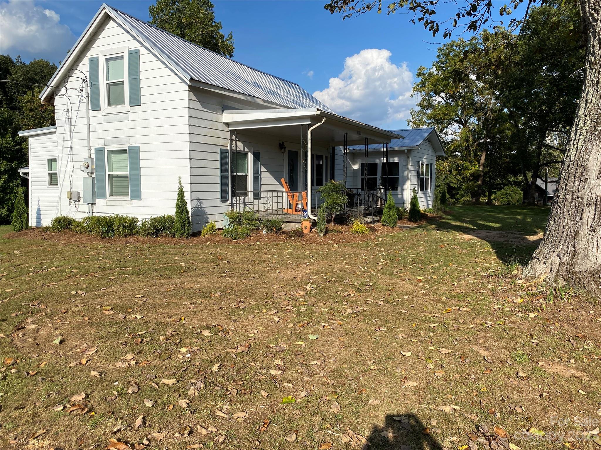 2130 Lail Road Glen Alpine, NC 28655 - Photo 3 of 41 Gallery Image 3