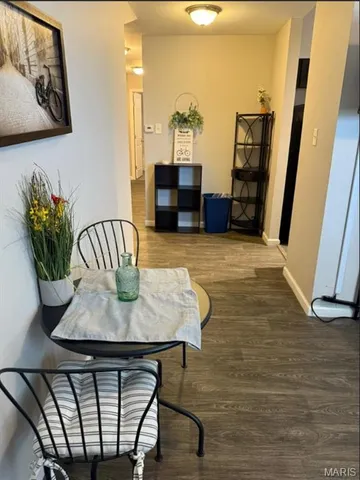 $1,250 | 3854 Folsom Avenue, Unit 2F, St. Louis, MO 63110