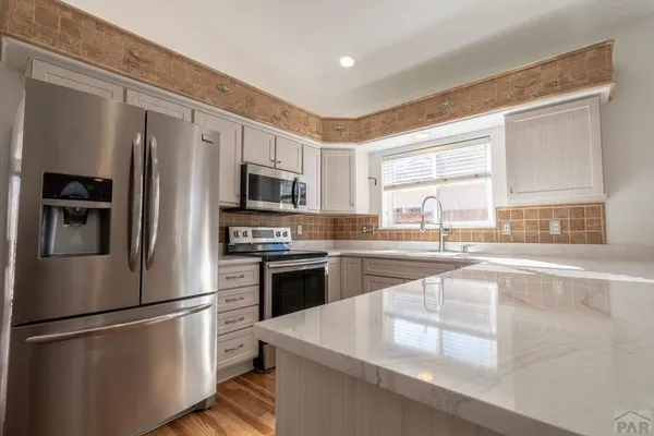 $459,000 | 935 Maplecrest Drive, Pueblo, CO 81005