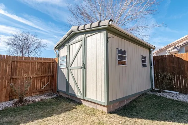 $459,000 | 935 Maplecrest Drive, Pueblo, CO 81005
