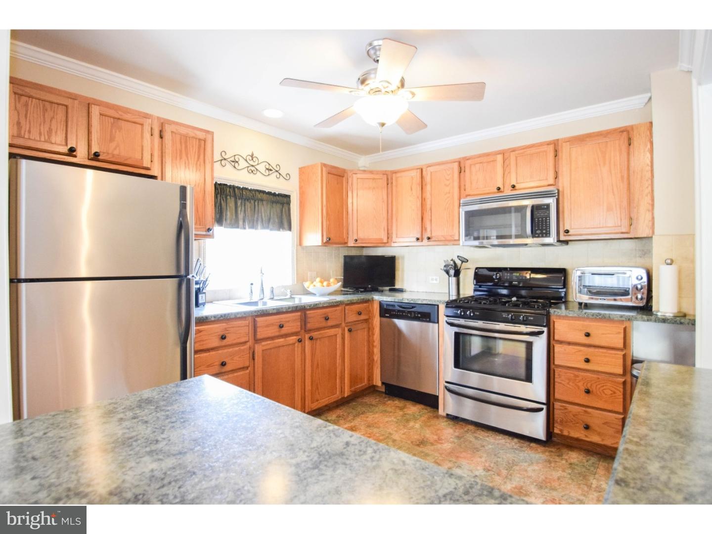 514 West Clements Bridge Road Runnemede, NJ 08078 - Photo 4 of 19 Kitchen