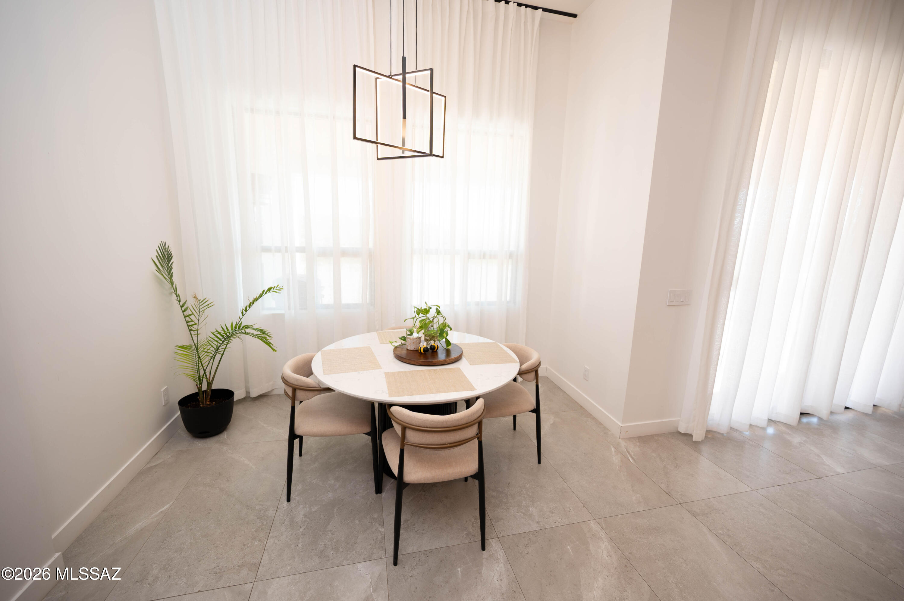 175 Calle Tiburon Rio Rico, AZ 85648 - Photo 19 of 48 Dining Area