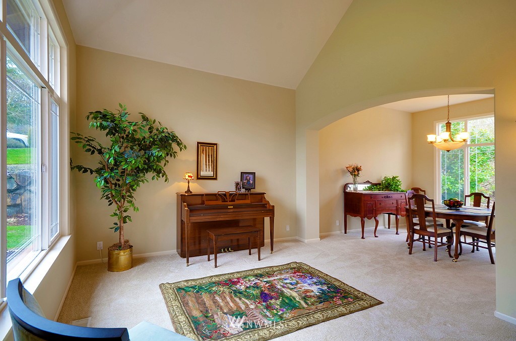 2722 204th Street Southeast Bothell, WA 98021 - Photo 3 of 15