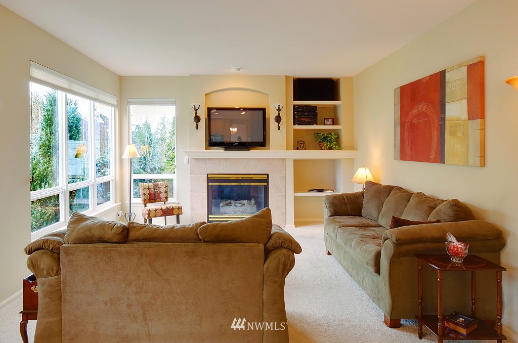 2722 204th Street Southeast Bothell, WA 98021 - Photo 5 of 15