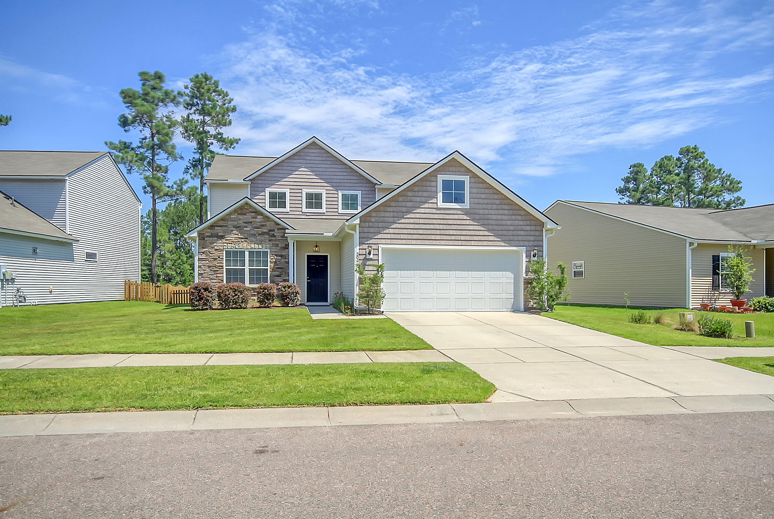 304 Decatur Drive Summerville, SC 29486 - Photo 2 of 47 CREM_304 Decatur_001