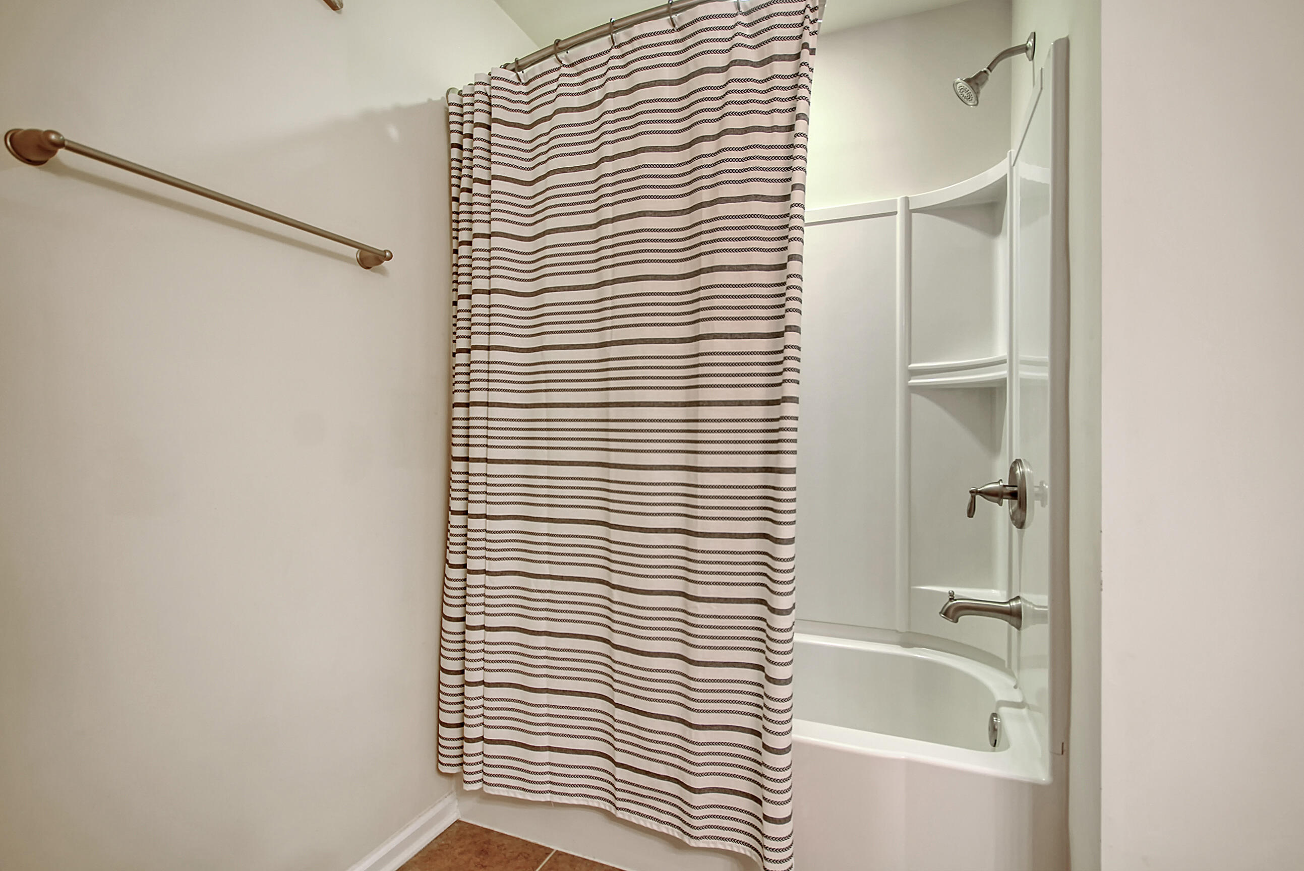 304 Decatur Drive Summerville, SC 29486 - Photo 25 of 47 CREM_304 Decatur_035