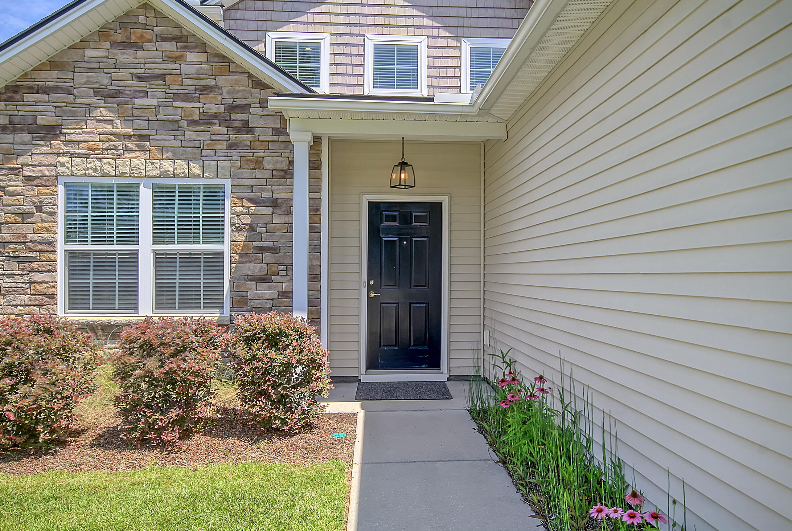 304 Decatur Drive Summerville, SC 29486 - Photo 4 of 47 CREM_304 Decatur_005