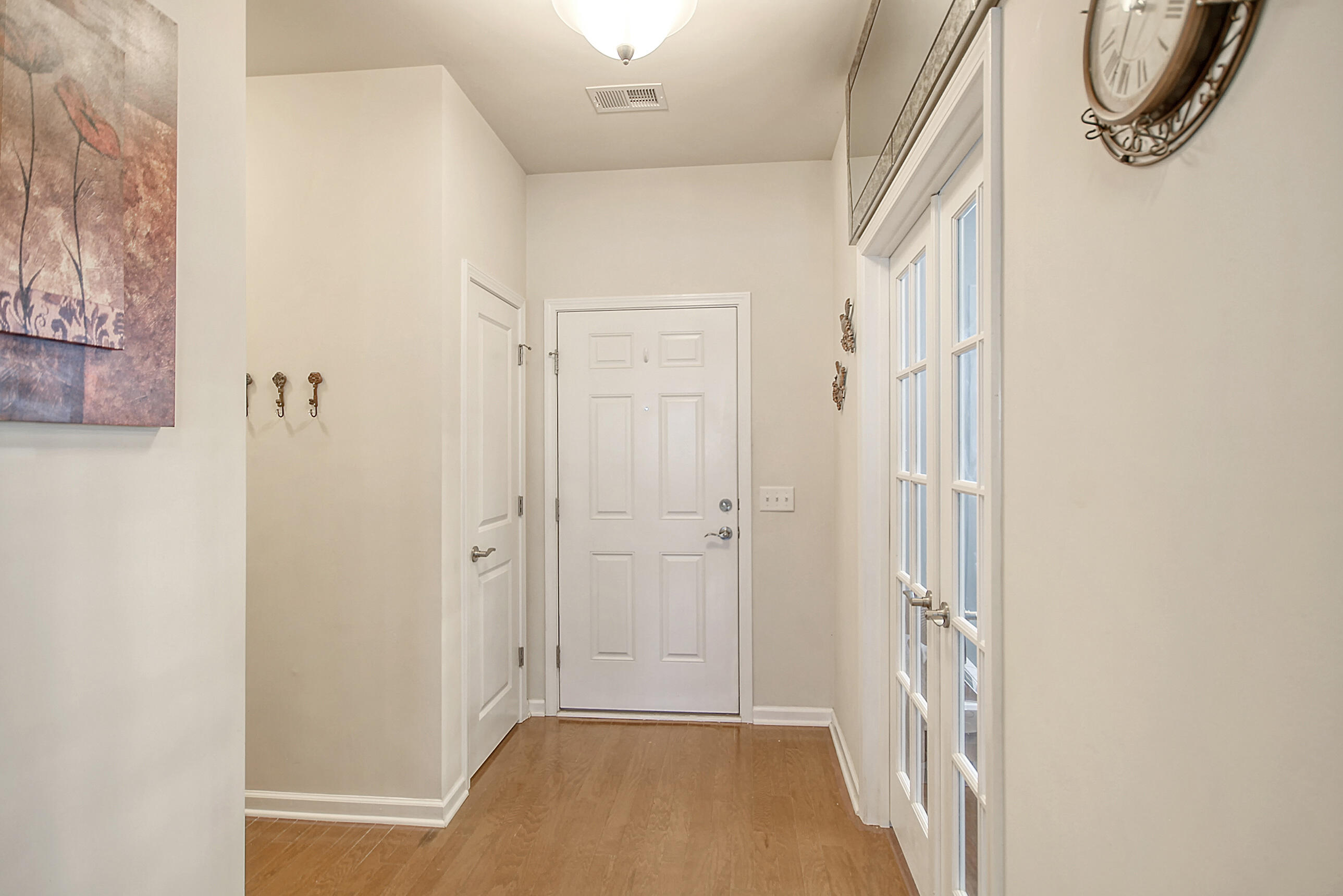 304 Decatur Drive Summerville, SC 29486 - Photo 5 of 47 CREM_304 Decatur_015