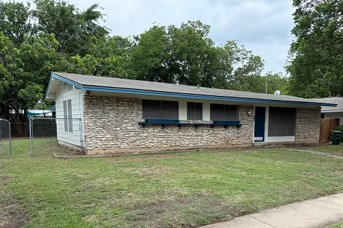 $2,200 | 7504 Northcrest Boulevard, Austin, TX 78752