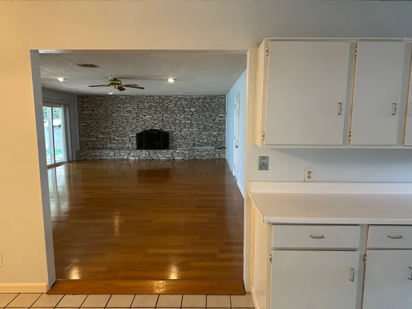 $2,200 | 7504 Northcrest Boulevard, Austin, TX 78752