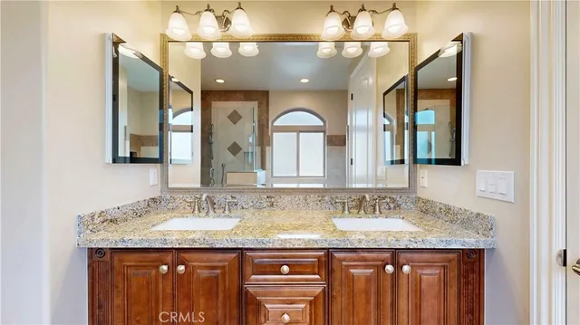 $1,950,000 | 2607 Huntington Lane, Redondo Beach, CA 90278