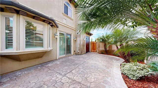 $1,950,000 | 2607 Huntington Lane, Redondo Beach, CA 90278