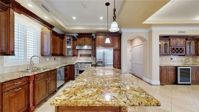 $1,950,000 | 2607 Huntington Lane, Redondo Beach, CA 90278