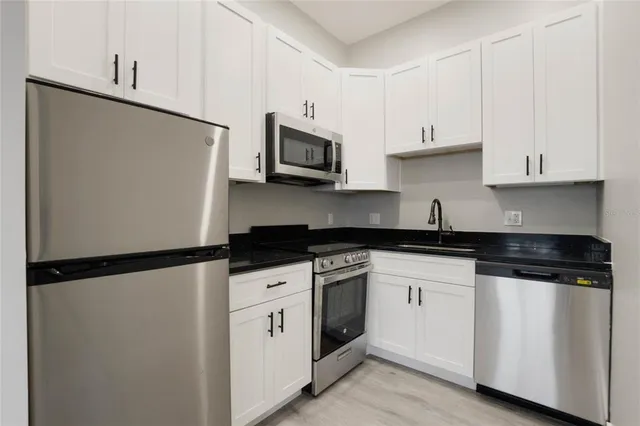 $1,650 | 792 West Montrose Street, Unit 205, Clermont, FL 34711