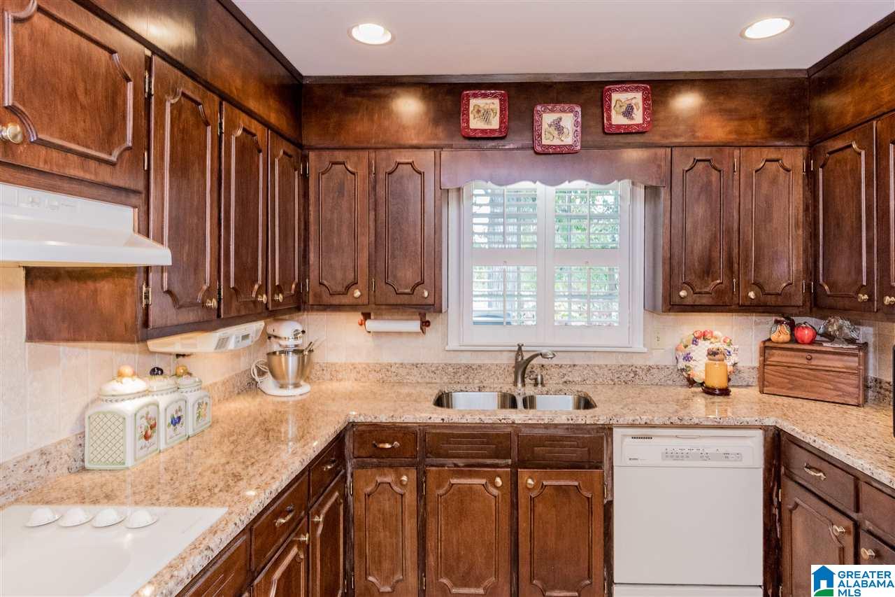 3521 Laurel View Road Birmingham, AL 35216 - Photo 3 of 39