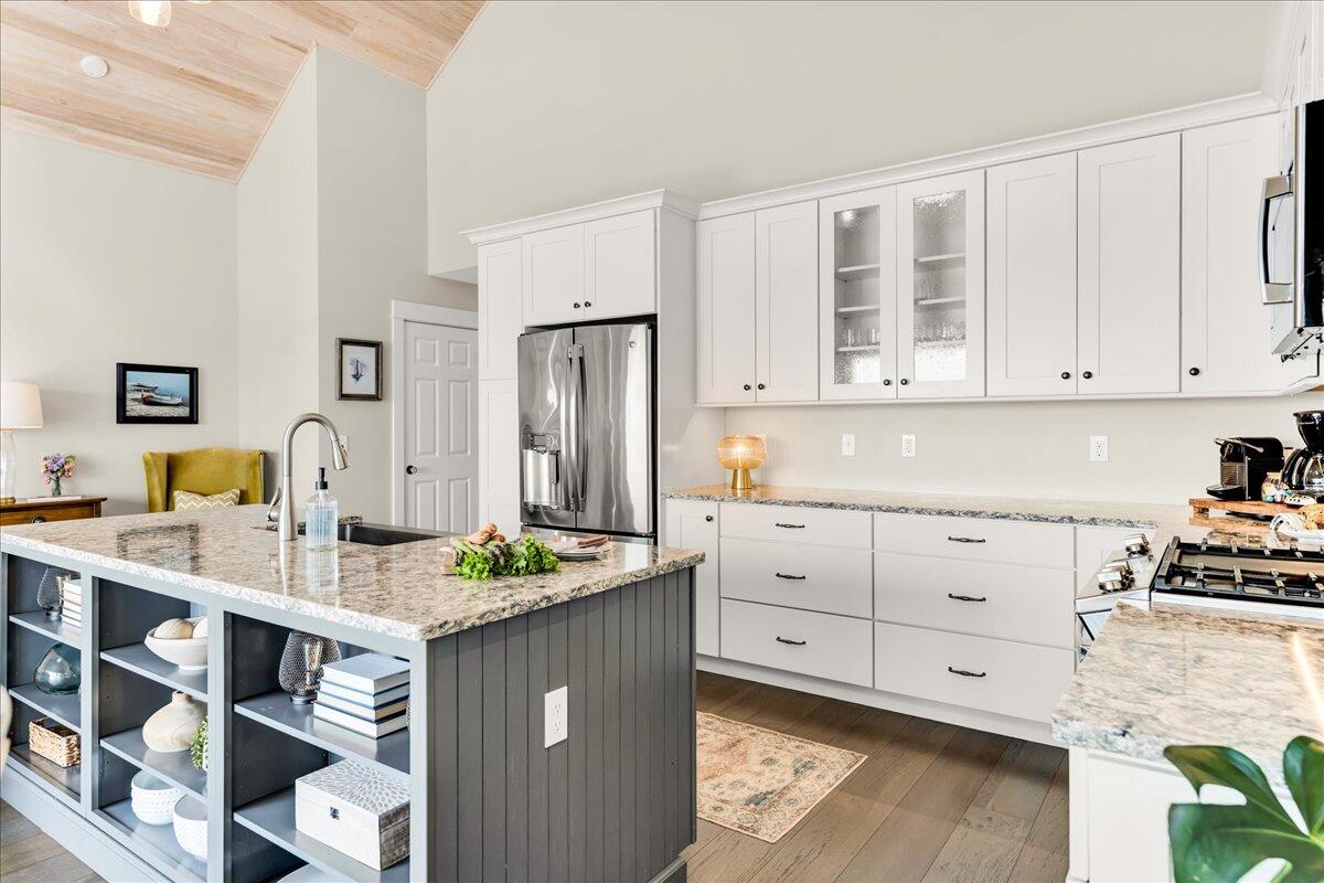 48 Ocean Street Belfast, ME 04915 - Photo 11 of 66 08-48 Ocean St. (42 of 87)