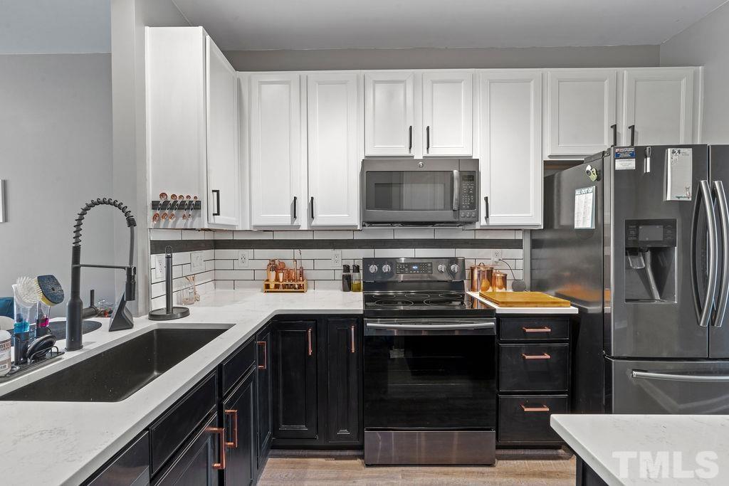 7834 Silverthread Lane Raleigh, NC 27617 - Photo 9 of 23
