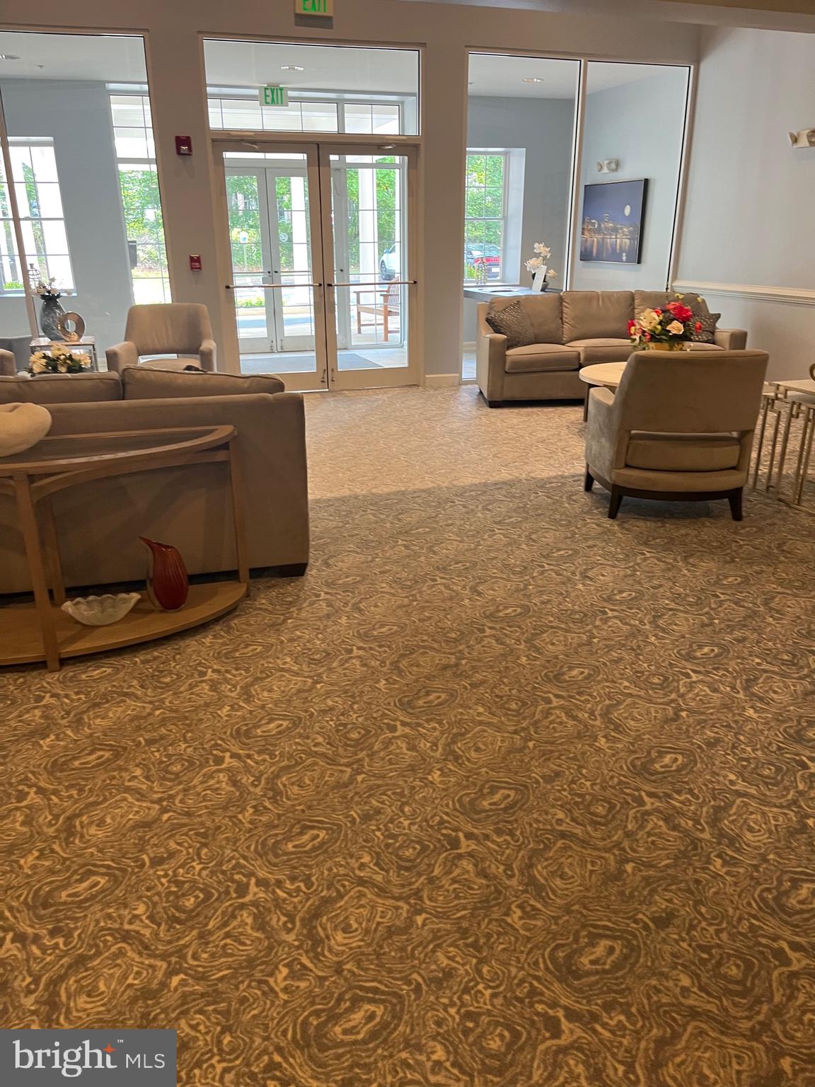 Entrance to beautiful lobby