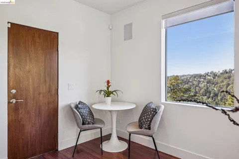 $1,295,000 | 46 Carisbrook Lane, Oakland, CA 94611