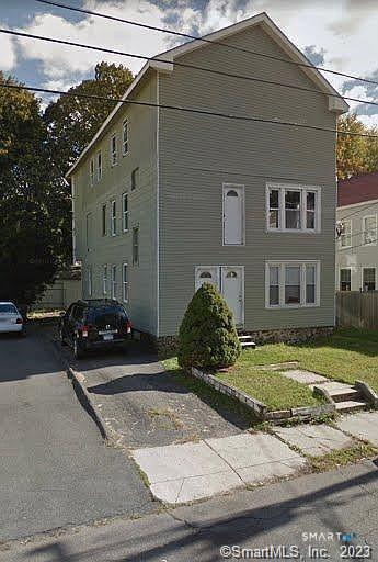 41-43 Webster Street, Unit 3 Meriden, CT 06450 - Photo 1 of 9 Gallery Image 1
