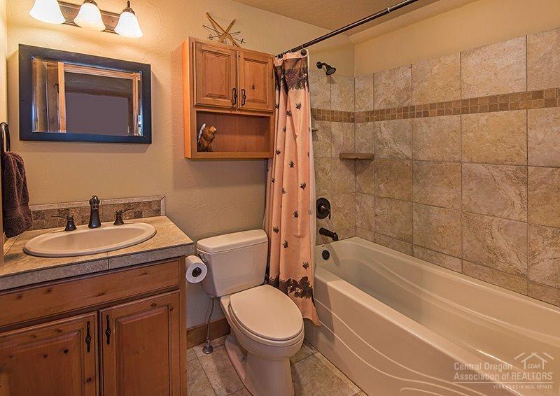 6 Dancing Rock Loop Bend, OR 97707 - Photo 19 of 25 Gallery Image 19