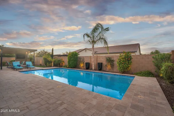 $1,115,000 | 1928 East La Costa Drive, Gilbert, AZ 85298