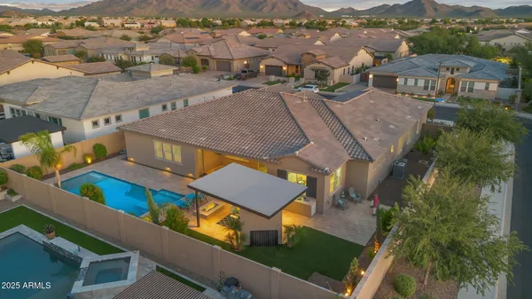 $1,115,000 | 1928 East La Costa Drive, Gilbert, AZ 85298