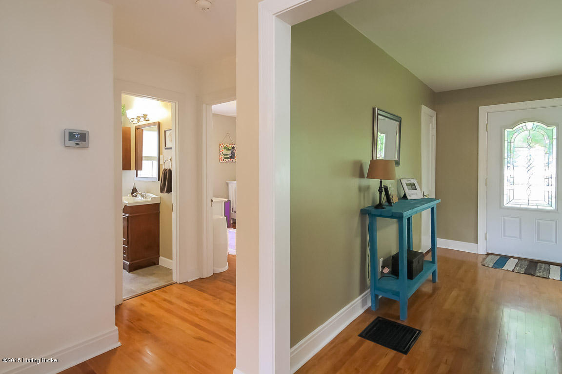 4026 Gloucester Road Louisville, KY 40207 - Photo 26 of 64 24