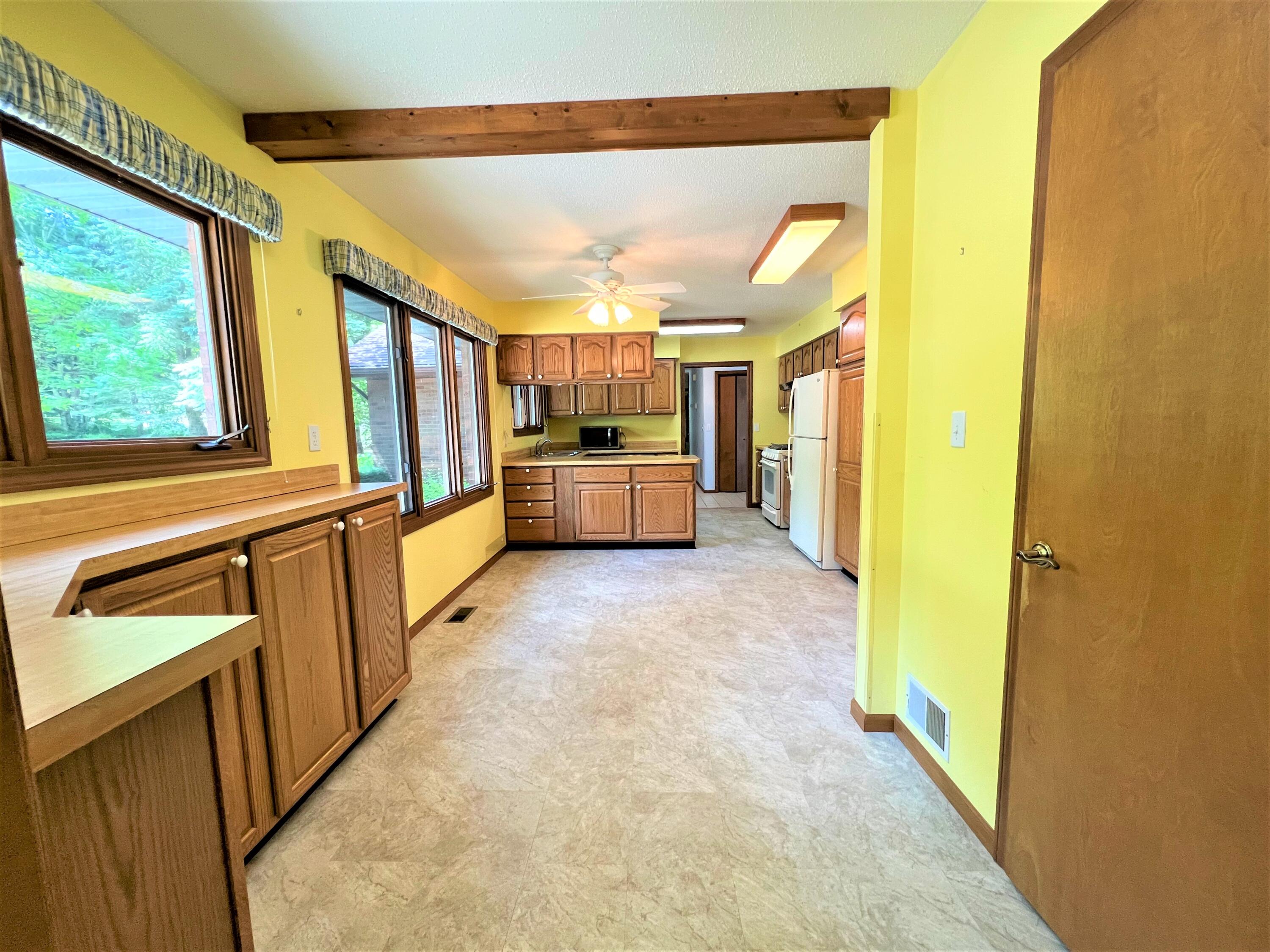 12813 Highway 23 Cheboygan, MI 49721 - Photo 23 of 66 Gallery Image 23