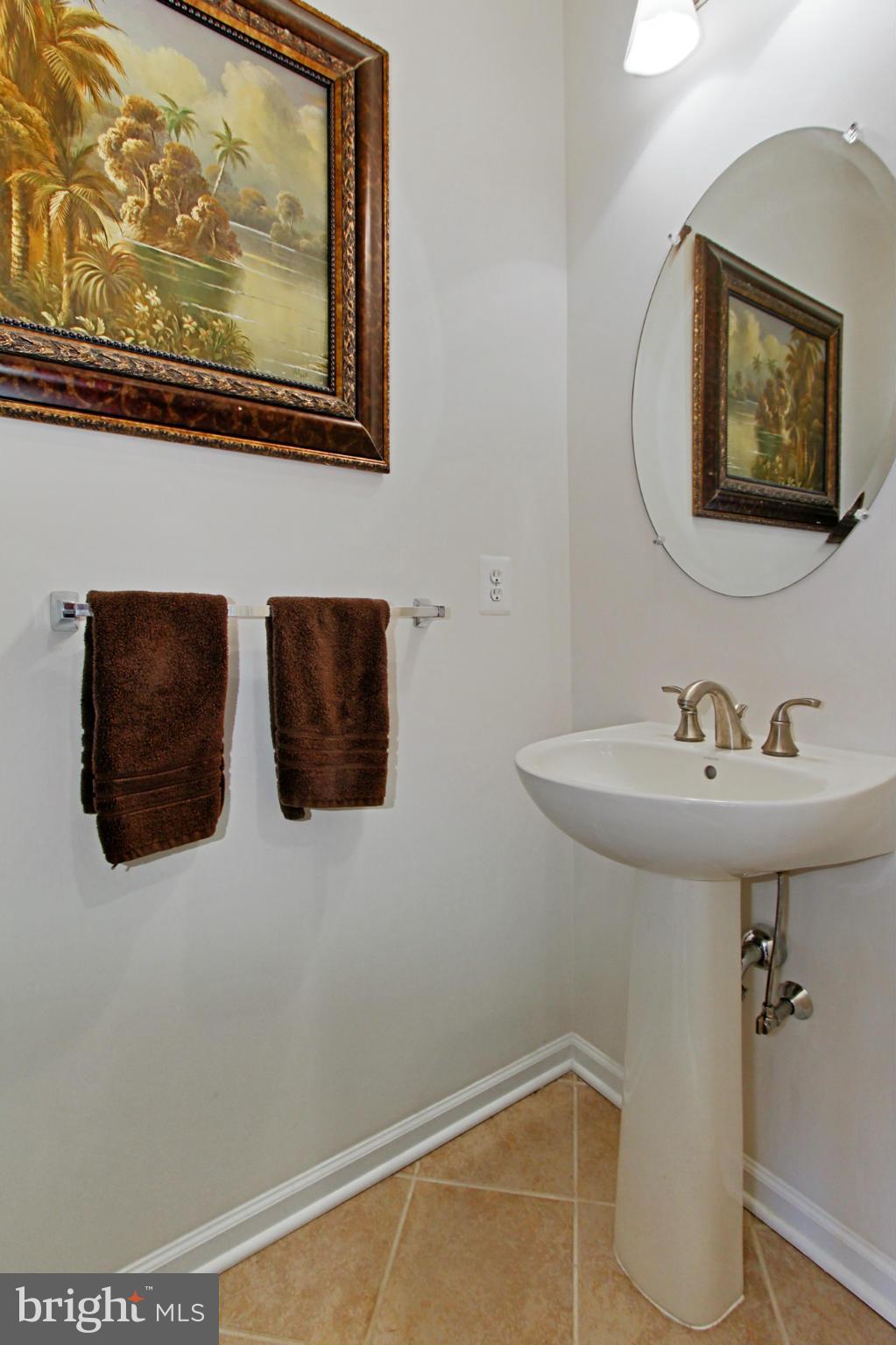 25422 South Riding Boulevard Chantilly, VA 20152 - Photo 17 of 30 Bath