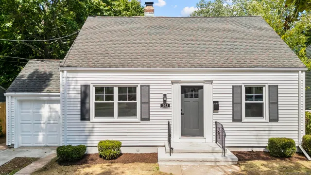 $3,300 | 203 Gorham Avenue, Hamden, CT 06514
